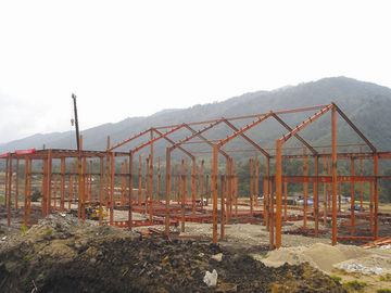 چین سازه های فلزی ساخته شده از پیش ساخته ساخته شده با ساخت و ساز طولانی مدت و مدت زمان کوتاه تامین کننده