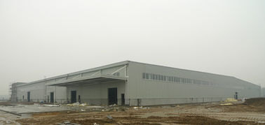 چین ASTM مواد ساختمانی فولاد ساختمانی کارخانه قاب با پانل های روکش کامل / دیوار تامین کننده