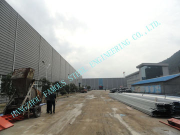 چین نور ASTM 65 X 95 ساختمان های فلزی صنعتی Multipanel با تابلوهای کامپوزیتی تامین کننده